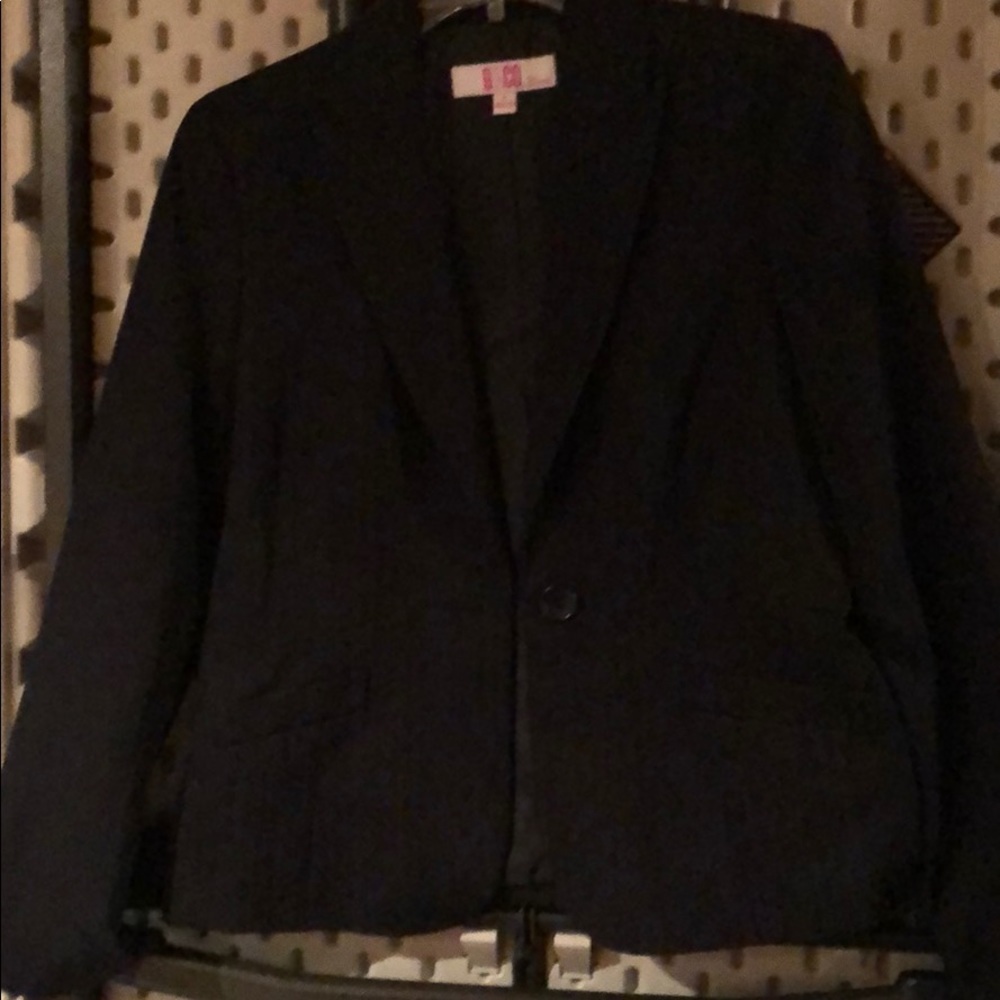 Nine and Company black pinstripe jacket